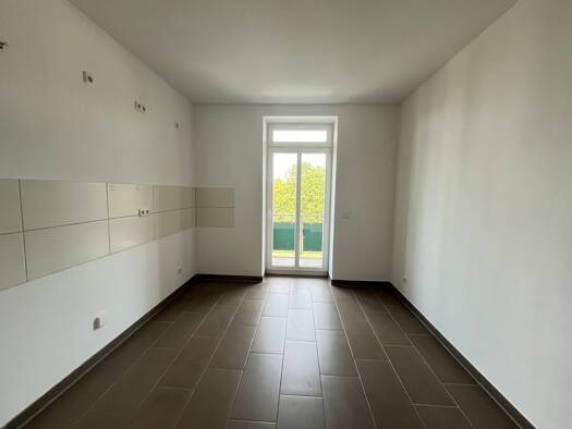 Wohnung zur Miete 570 € 3 Zimmer 80,5 m² 3. Geschoss Reichsstraße 54 Kaßberg Kaßberg 09112