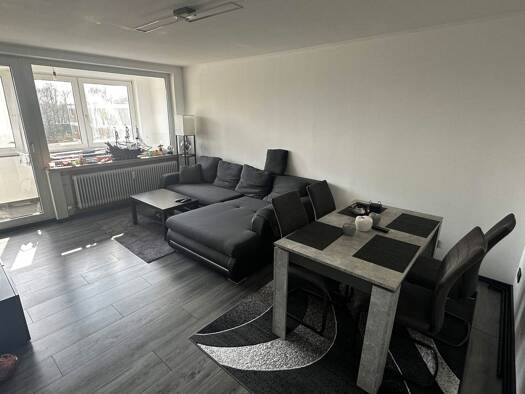 Wohnung zur Miete 920 € 4 Zimmer 84 m² frei ab 01.05.2026 Mittelshuchting Bremen 28259