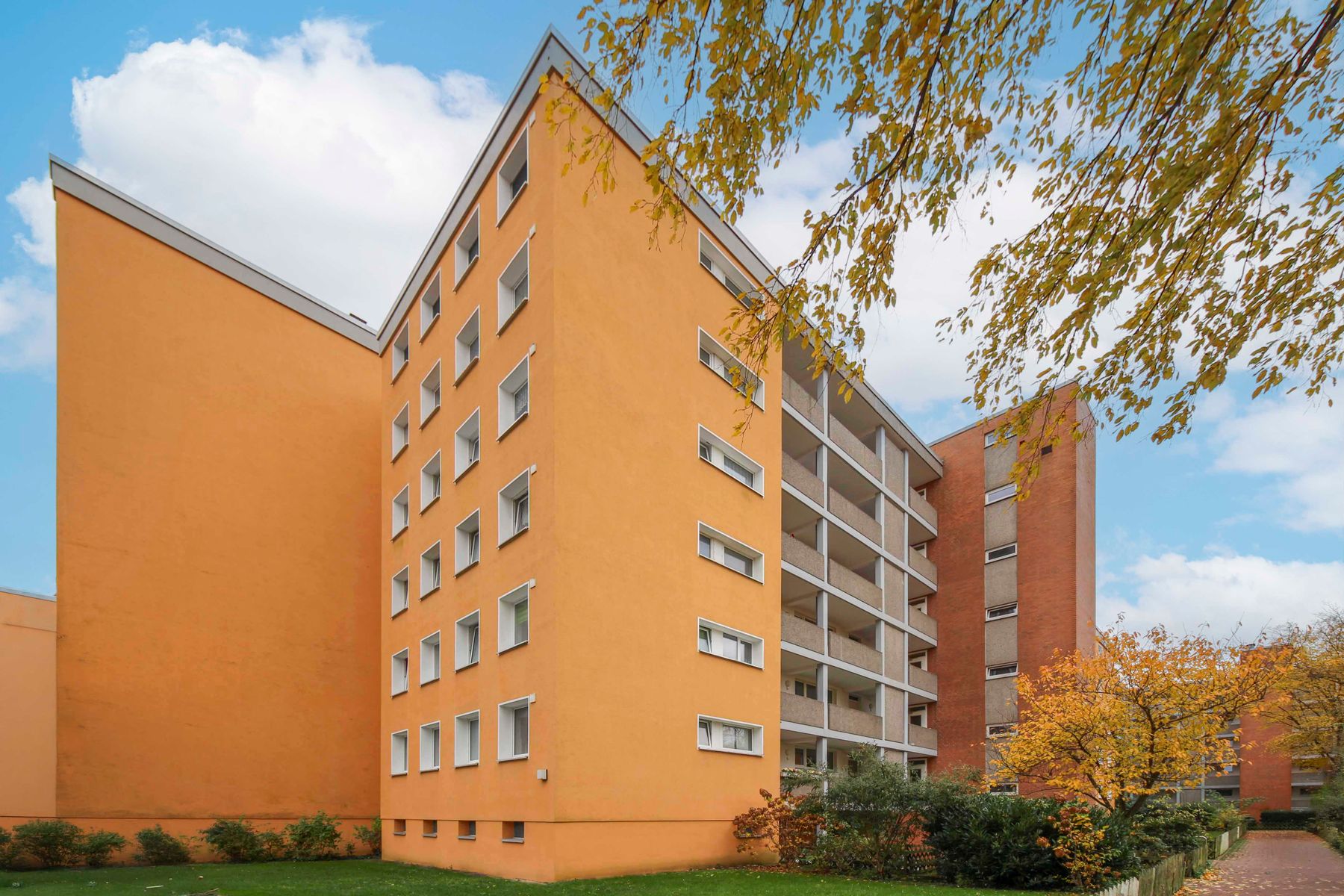 Wohnung zum Kauf 240.000 € 5 Zimmer 96 m²<br/>Wohnfläche 6.<br/>Geschoss Groß-Buchholz Hannover 30627