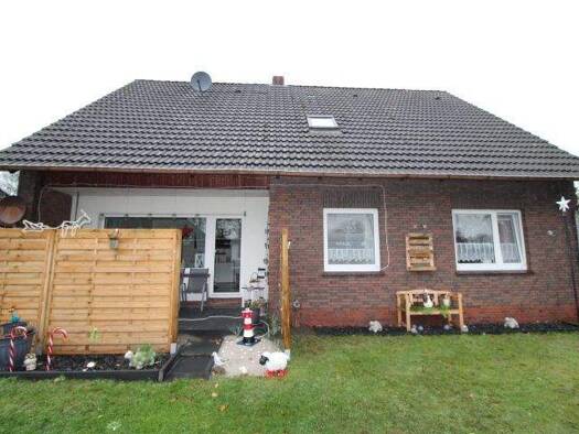 Mehrfamilienhaus zum Kauf 229.000 € 6 Zimmer 176 m² 696 m² Grundstück Cleverns-Sandel Jever 26441