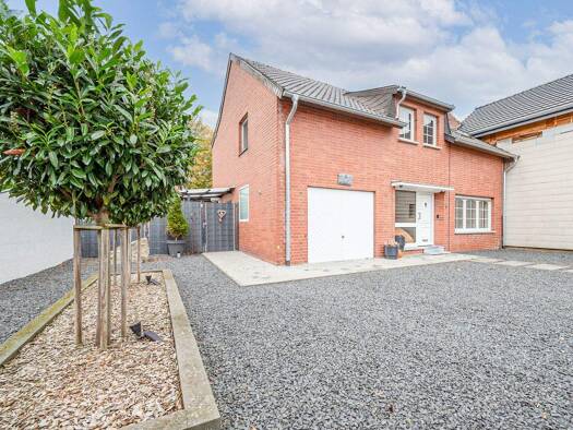 Einfamilienhaus zum Kauf 355.000 € 7 Zimmer 160 m² 665 m² Grundstück Hastenrath Gangelt / Hastenrath 52538