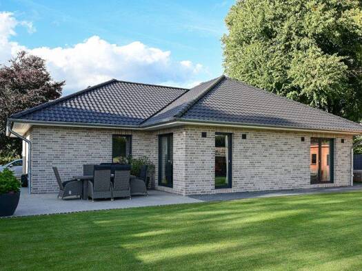 Bungalow zum Kauf provisionsfrei 303.000 € 4 Zimmer 117 m² Neubaugebiet Gaarzerfelde Göhl 23758