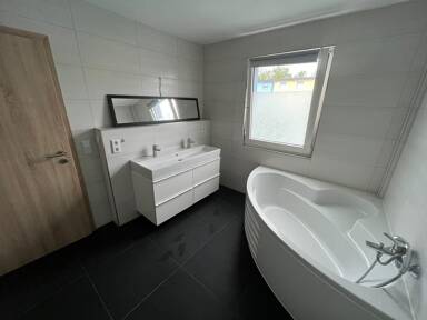 Haus zum Kauf 470.000 € 4 Zimmer 84,5 m² 214 m² Grundstück Röthenbach b Schweinau Nürnberg 90451