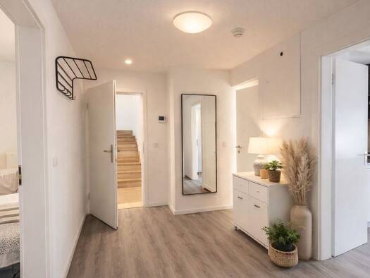 Wohnung zur Miete 1.700 € 3 Zimmer 85 m² frei ab sofort Kienestraße 37 Mitte Stuttgart 70174