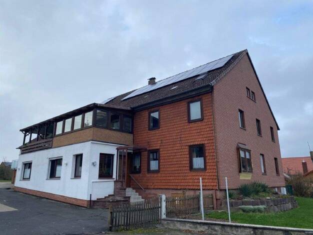 Mehrfamilienhaus zum Kauf als Kapitalanlage geeignet 950.000 € 16 Zimmer 161,6 m² 6.179 m² Grundstück Reyershausen Bovenden 37120