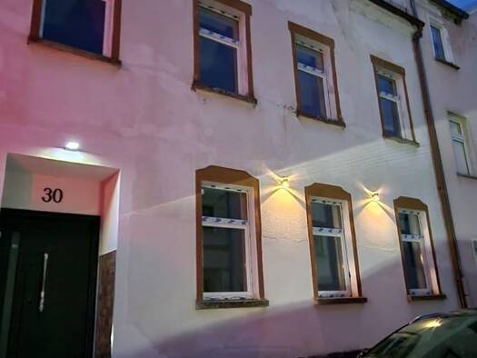 Mehrfamilienhaus zum Kauf provisionsfrei 275.000 € 11 Zimmer 240 m² 260 m² Grundstück Crimmitschau 08451