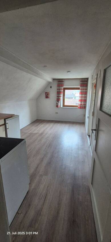Wohnung zur Miete 175 € 1 Zimmer 25,4 m² Dachgeschoss, 2. Geschoss frei ab 01.08.2025 Eichendorffsiedlung 4 Ruhmannsfelden Ruhmannsfelden 94239