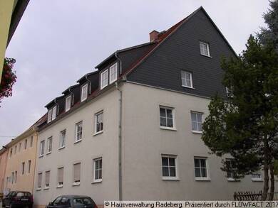 Wohnung zum Kauf 109.000 € 3 Zimmer 84,3 m² Dachgeschoss Lange Gasse 4 Elstra Elstra 01920