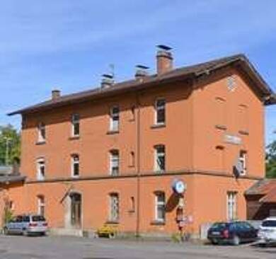 Haus zum Kauf 249.000 € 10 Zimmer 274 m² 977 m² Grundstück Reuth Reuth bei Erbendorf 92717