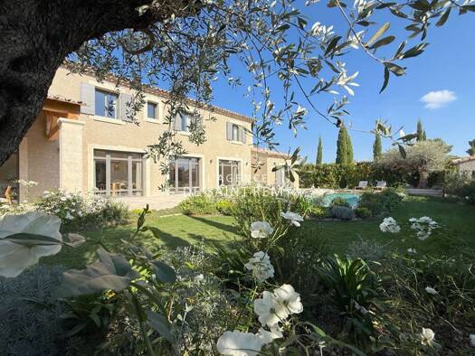 Haus zum Kauf 1.750.000 € 187 m² 750 m² Grundstück Maussane-les-Alpilles 13520