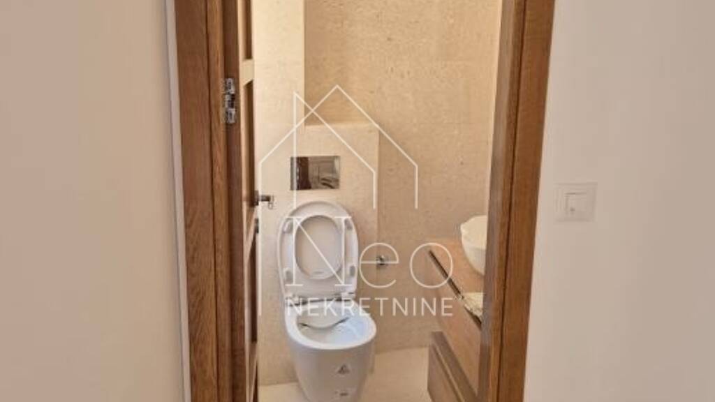 Einfamilienhaus zum Kauf 400.000 € 5 Zimmer 21 m² Grundstück Tisno 22240