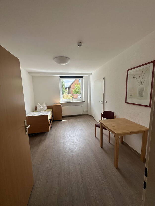 WG-Zimmer zur Miete Wohnen auf Zeit 700 € 16 m² EG Celle 29225