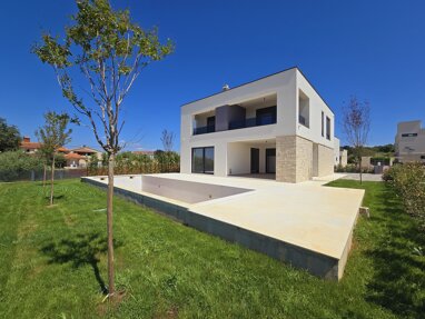 Villa zum Kauf 890.000 € 5 Zimmer 220 m² 750 m² Grundstück frei ab sofort Porec