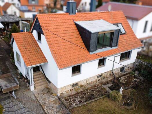 Einfamilienhaus zum Kauf 495.000 € 5 Zimmer 160 m² 836 m² Grundstück Stotternheim Erfurt 99095