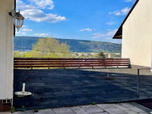 Einfamilienhaus zum Kauf 530.000 € 8 Zimmer 202 m² 1.085 m² Grundstück frei ab sofort Adolf-Kolping-Straße Konz 54329