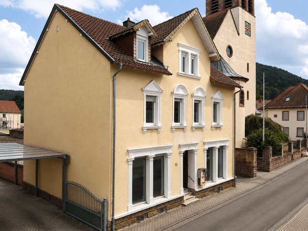 Einfamilienhaus zum Kauf 319.000 € 10 Zimmer 173 m² 704 m² Grundstück Kindsbach 66862