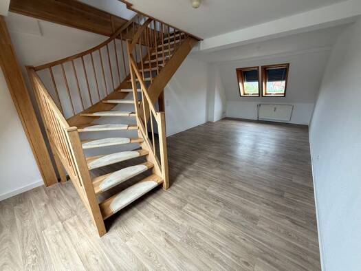 Maisonette zur Miete 380 € 2 Zimmer 63,1 m² 2. Geschoss frei ab sofort Lutherstraße 36 Weißwasser/O.L. 02943