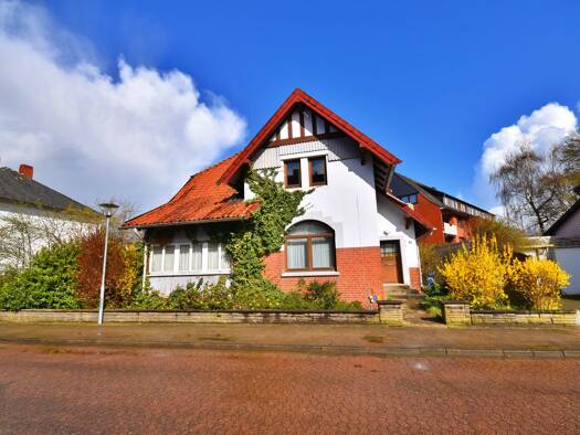 Einfamilienhaus zum Kauf 269.000 € 7 Zimmer 173 m² 500 m² Grundstück Nasse Straße 16 Verden Verden (Aller) 27283