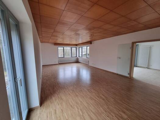 Reihenhaus zur Miete 2.200 € 6 Zimmer 160 m² 600 m² Grundstück frei ab 01.01.2026 Münsingen 72525