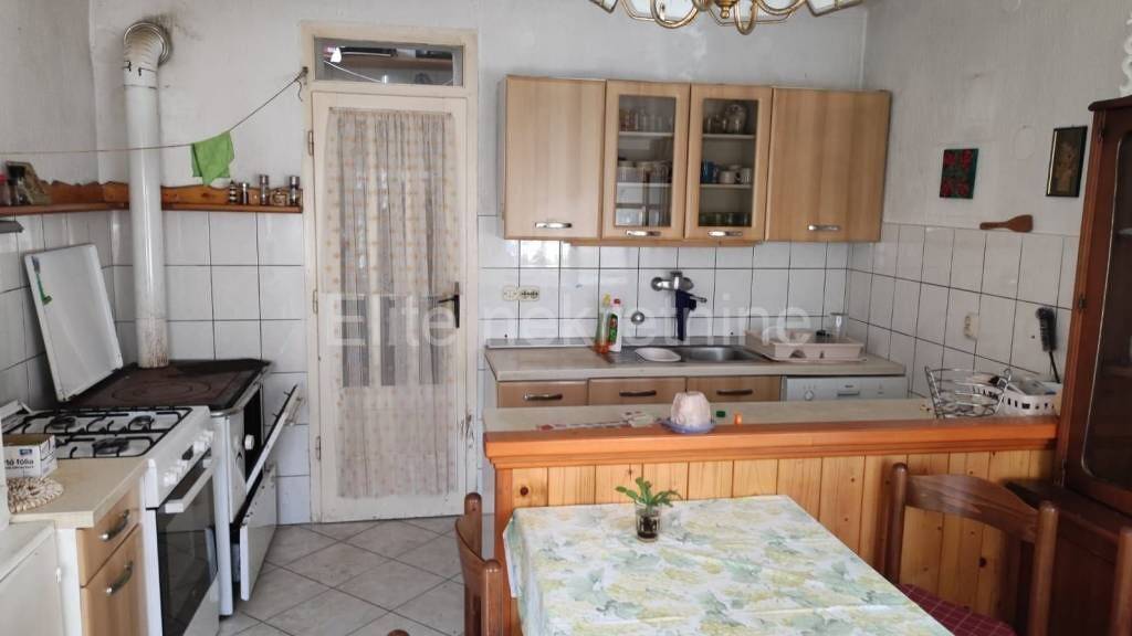 Haus zum Kauf 206.000 € 7 Zimmer 203 m² Jelenje