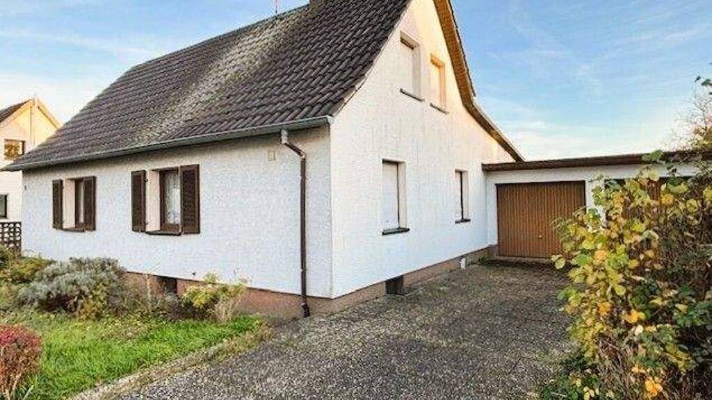 Einfamilienhaus zum Kauf 179.000 € 5 Zimmer 145 m² 897 m² Grundstück Sitterswald Kleinblittersdorf / Sitterswald 66271