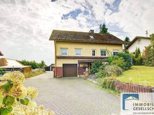 Einfamilienhaus zum Kauf 213.000 € 7 Zimmer 120 m² 1.266 m² Grundstück Bannberscheid 56424