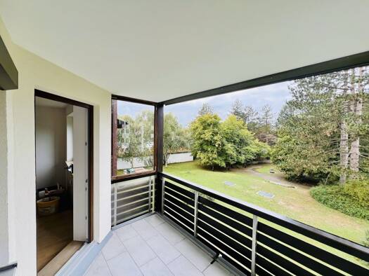 Wohnung zur Miete 690 € 2 Zimmer 56,1 m² Geschoss 2/3 frei ab 01.10.2026 Traunreut Traunreut 83301