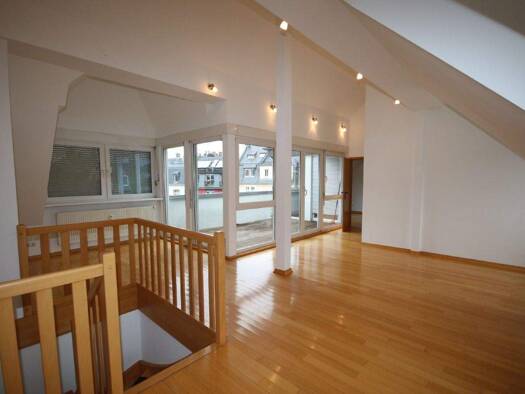 Wohnung zur Miete 2.550 € 5 Zimmer 145 m² 3. Geschoss Bornheim Frankfurt am Main 60385