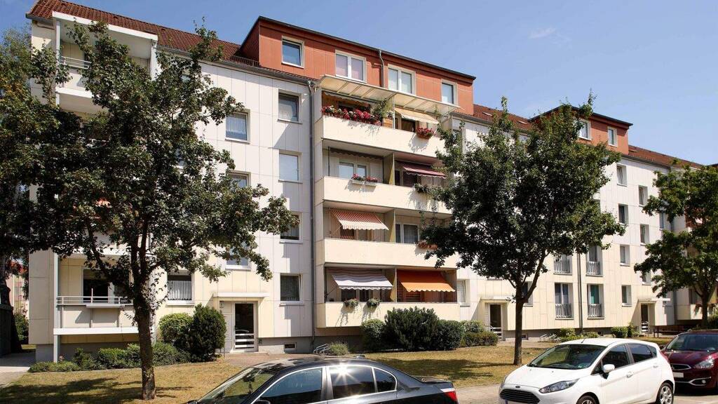 Wohnung zur Miete 581 € 3 Zimmer 55,8 m² 4. Geschoss A.-Saefkow-Str. 3 Südstadt Neubrandenburg 17033