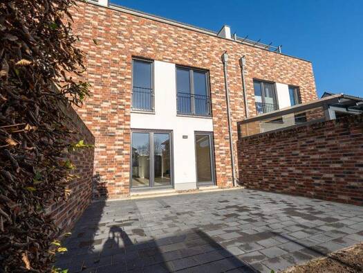 Reihenmittelhaus zur Miete 1.700 € 5 Zimmer 151 m² 200 m² Grundstück Winsen Winsen (Luhe) 21423