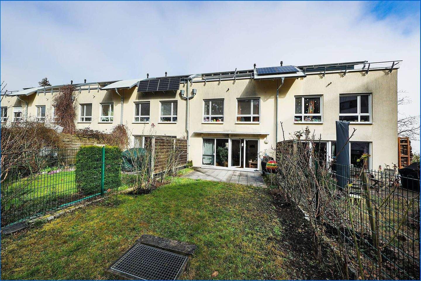 Reihenmittelhaus zum Kauf - Mehr