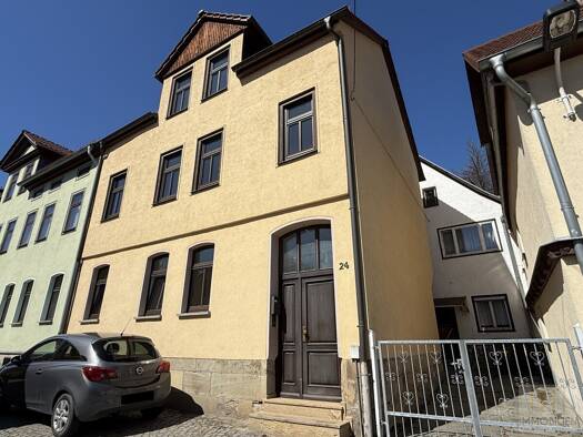 Mehrfamilienhaus zum Kauf 175.000 € 6,5 Zimmer 141,9 m² 355 m² Grundstück Bad Blankenburg Bad Blankenburg 07422