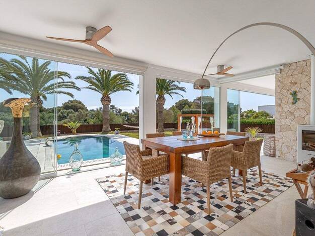 Villa zum Kauf 2.500.000 € 6 Zimmer 490 m² 938 m² Grundstück Dornstetten Cala D'Or 07660