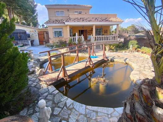 Chalet zum Kauf 394.900 € 4 Zimmer 153 m² 1.140 m² Grundstück Tibi 03109