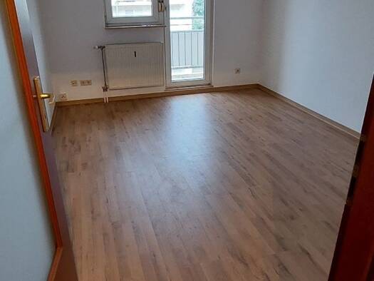 Studio zur Miete 295 € 1 Zimmer 22 m² 4. Geschoss frei ab sofort Hanna-Kirchner-Straße 4-8 St Johann Saarbrücken 66123