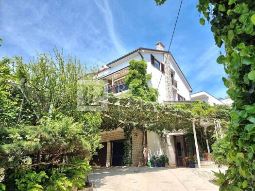 Einfamilienhaus zum Kauf 1.545.000 € 13 Zimmer 550 m² Dramalj, Crikvenica Crikvenica 51260