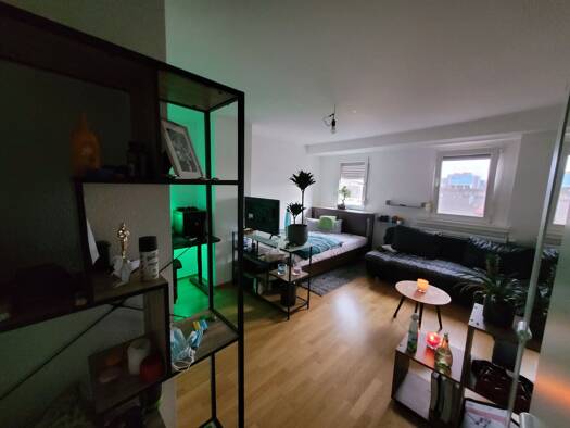 WG-Zimmer zur Miete 528 € 20 m² Geschoss 5/6 frei ab sofort Kissinger Straße 60 Bad Cannstatt Stuttgart 70372