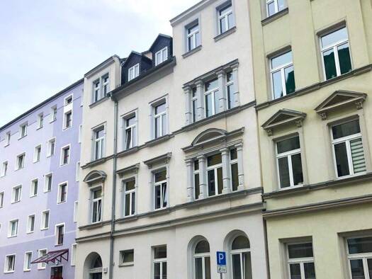Wohnung zur Miete 533 € 4 Zimmer 100,4 m² 3. Geschoss Friedrich-Engels-Straße 23 Stadtmitte Plauen 08523