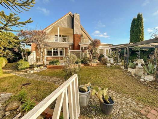 Einfamilienhaus zum Kauf 389.000 € 5 Zimmer 200 m² 1.009 m² Grundstück frei ab 01.02.2026 Ostgroßefehn Großefehn 26629