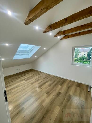 Wohnung zur Miete 495 € 1 Zimmer Dachgeschoss Zähringen Freiburg im Breisgau 79108