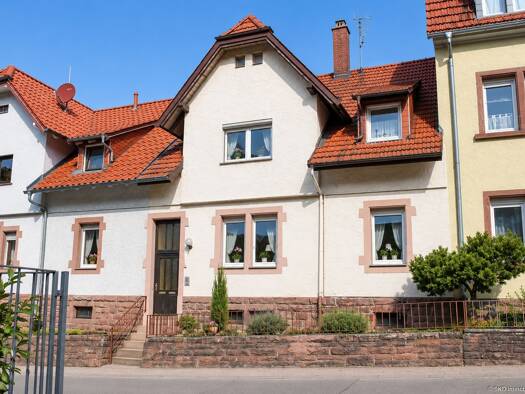 Einfamilienhaus zum Kauf 247.000 € 7 Zimmer 165,6 m² 261 m² Grundstück Eberbach Eberbach 69412