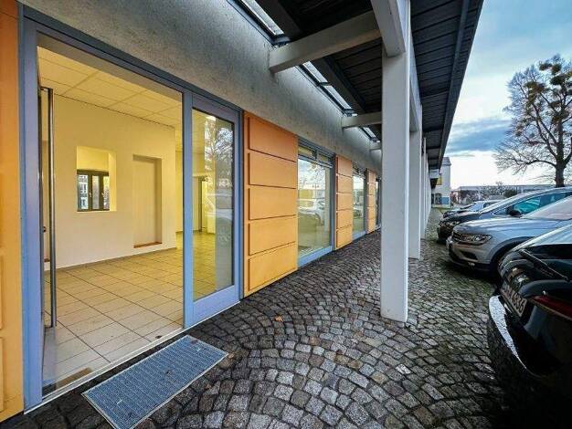 Laden zur Miete provisionsfrei 10,50 € 40 m² Verkaufsfläche Albertstadt Dresden 01099