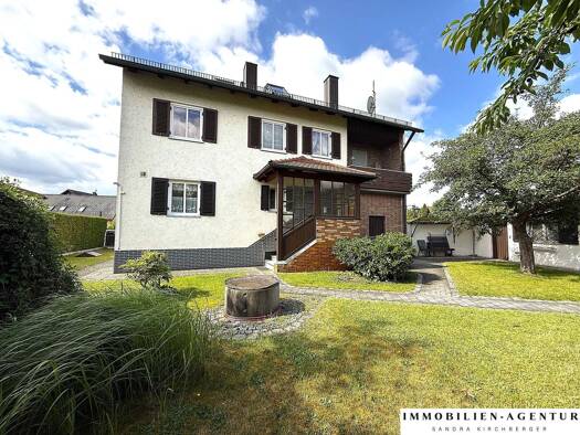 Mehrfamilienhaus zum Kauf 425.000 € 8 Zimmer 158 m² 796 m² Grundstück Krondorf Schwandorf 92421