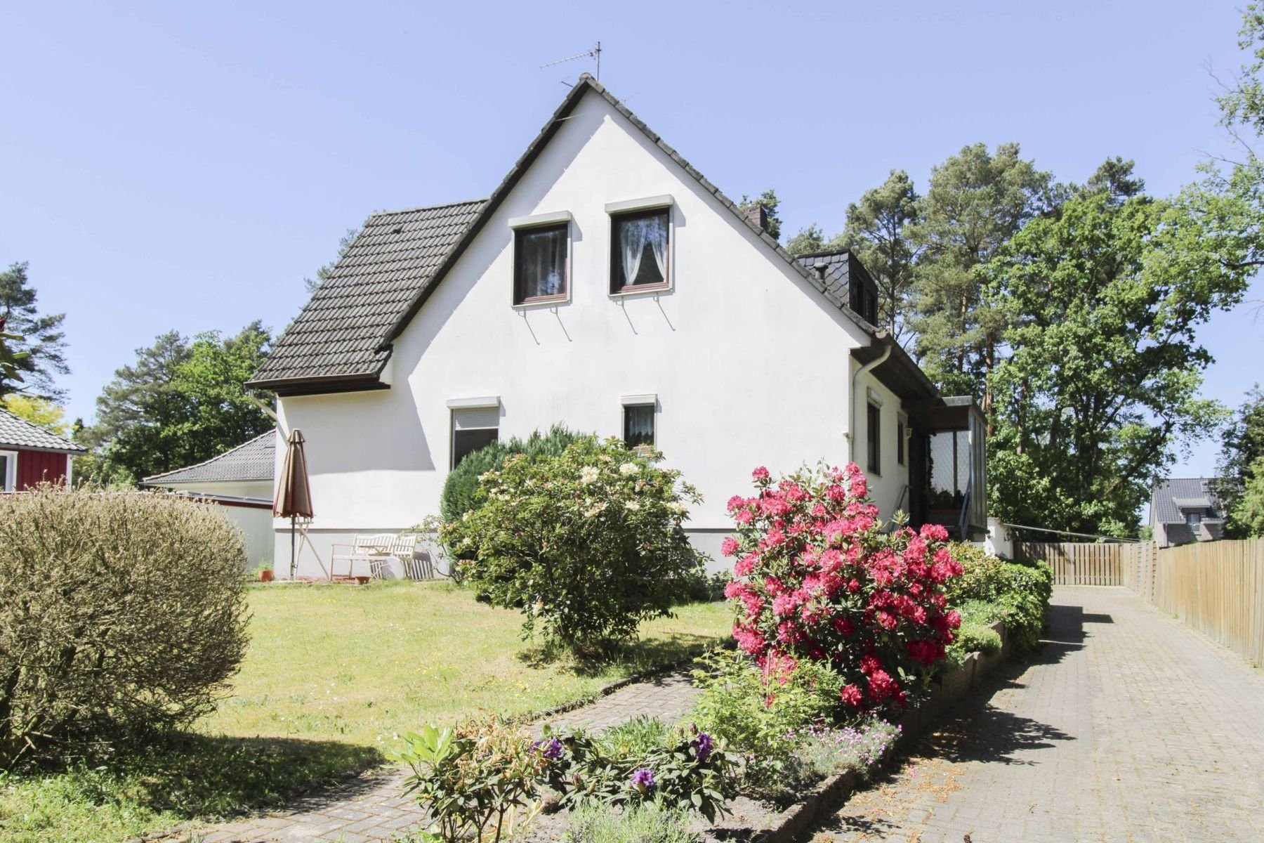 Mehrfamilienhaus zum Kauf als Kapitalanlage geeignet 349.000 € 6 Zimmer 174 m²<br/>Wohnfläche 977,2 m²<br/>Grundstück Ramlingen - Ehlershausen Burgdorf 31303