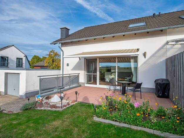 Doppelhaushälfte zum Kauf 320.000 € 5 Zimmer 117,7 m² 350 m² Grundstück Wippringsen Möhnesee 59519