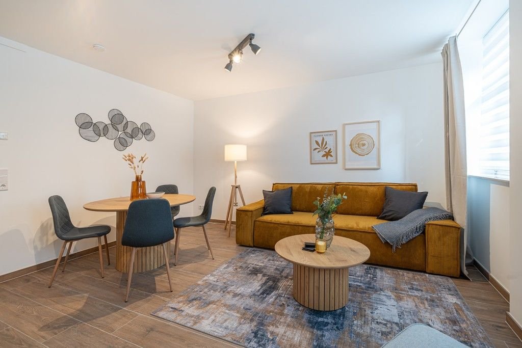 Wohnung zur Miete Wohnen auf Zeit 3.009 € 2 Zimmer 85 m²<br/>Wohnfläche 26.12.2024<br/>Verfügbarkeit Gustav-Adolf-Straße Strehlen (August-Bebel-Str.) Dresden 01219