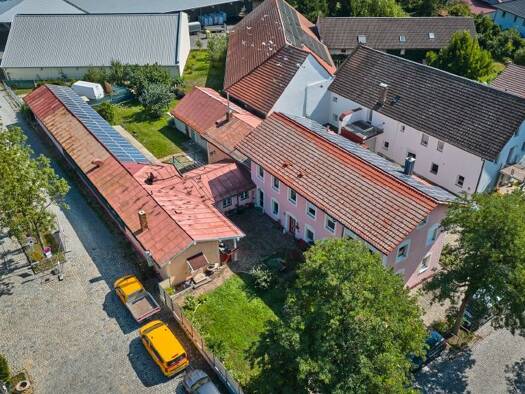 Mehrfamilienhaus zum Kauf 470.000 € 11 Zimmer 416 m² 1.460 m² Grundstück Straßkirchen Straßkirchen 94342