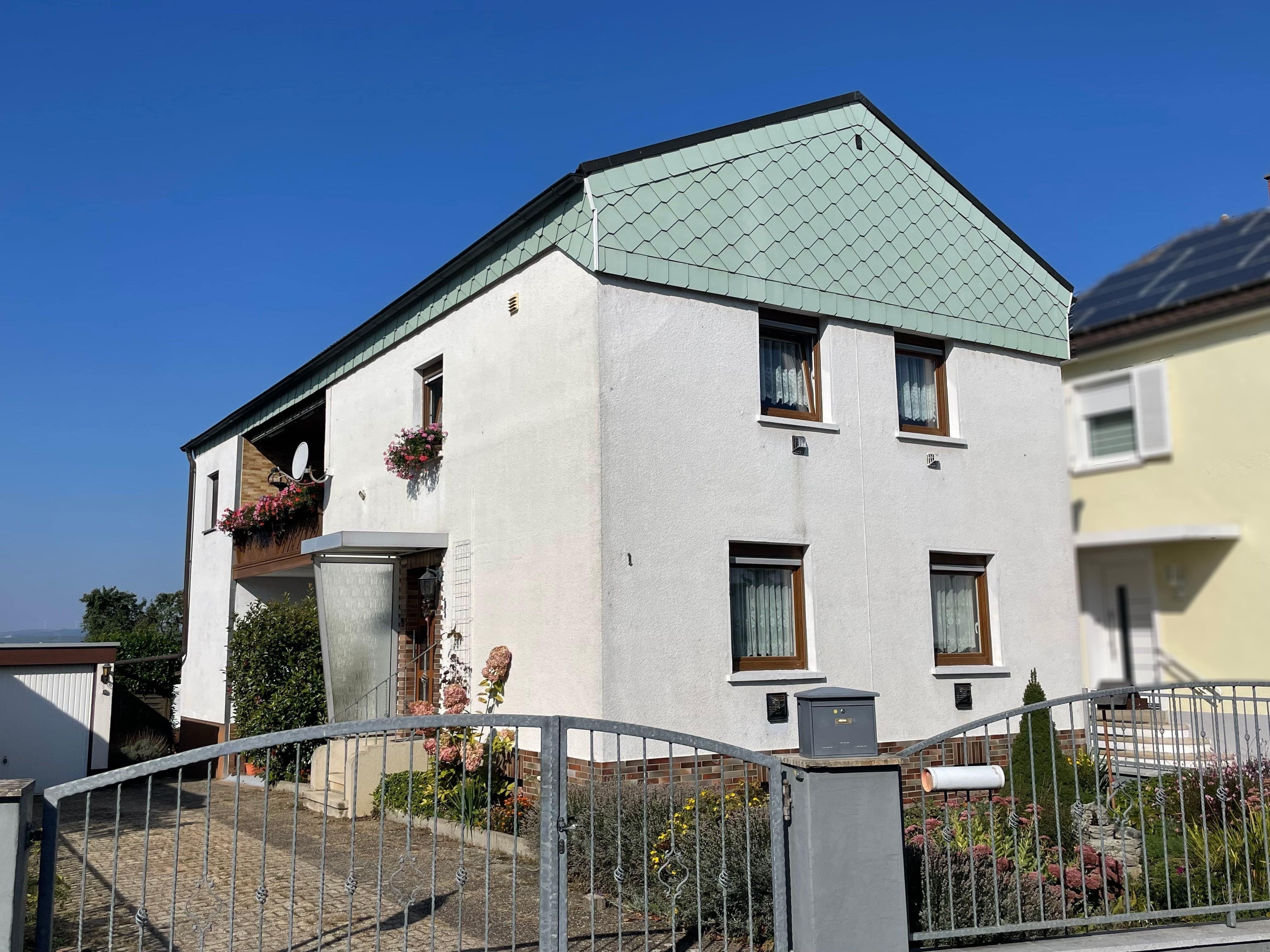 Einfamilienhaus zum Kauf 330.000 € 7 Zimmer 120 m²<br/>Wohnfläche 640 m²<br/>Grundstück Heßheim 67258