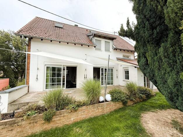 Einfamilienhaus zum Kauf 595.000 € 5 Zimmer 160 m² 384 m² Grundstück Frankenbach Heilbronn 74078
