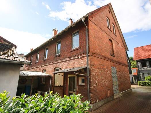 Doppelhaushälfte zum Kauf 135.000 € 7 Zimmer 142 m² 418 m² Grundstück Bad Lauterberg Bad Lauterberg 37431